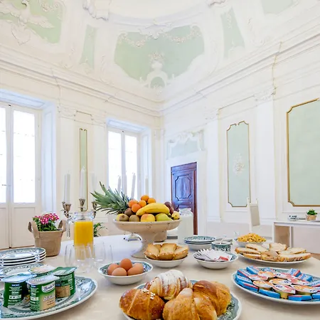 Palazzo De' Vecchi シエーナ