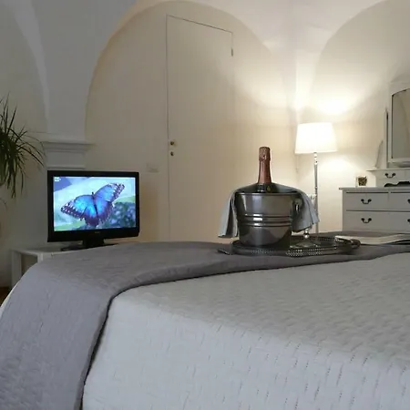 Palazzo De' Vecchi ベッド・アンド・ブレックファスト 4*