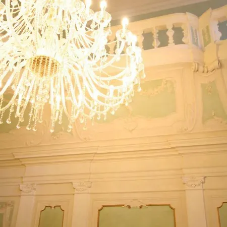 Palazzo De' Vecchi Bed & Breakfast 3*