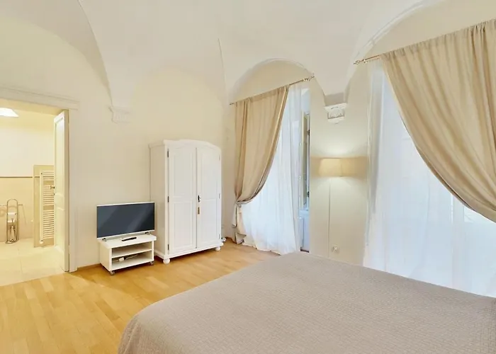 Palazzo De' Vecchi Bed and Breakfast 4*