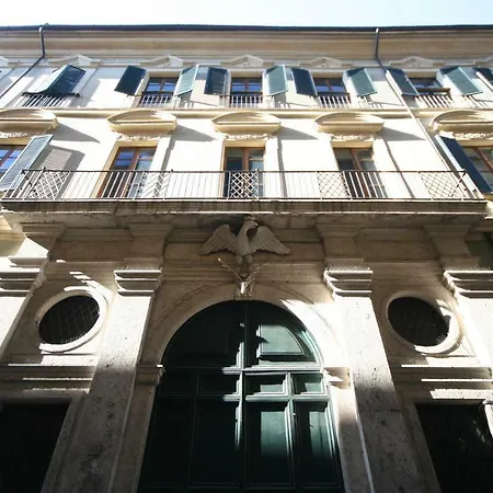 Palazzo De' Vecchi